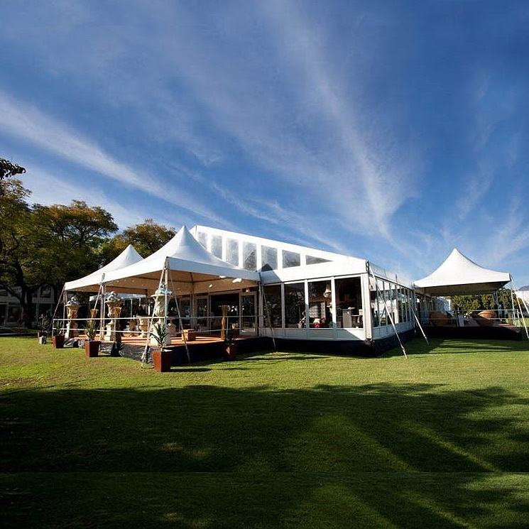 विंडप्रूफ एल्यूमिनियम फ्रेम ग्लास पार्टी टेंट अग्निरोधी पार्टी टेंट थोक सफेद इवेंट सॉलिड साइडवॉल हेवी ड्यूटी टेंट